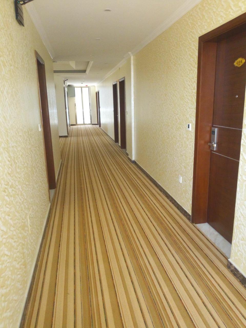 Marcen Addis Hotel Kültér fotó