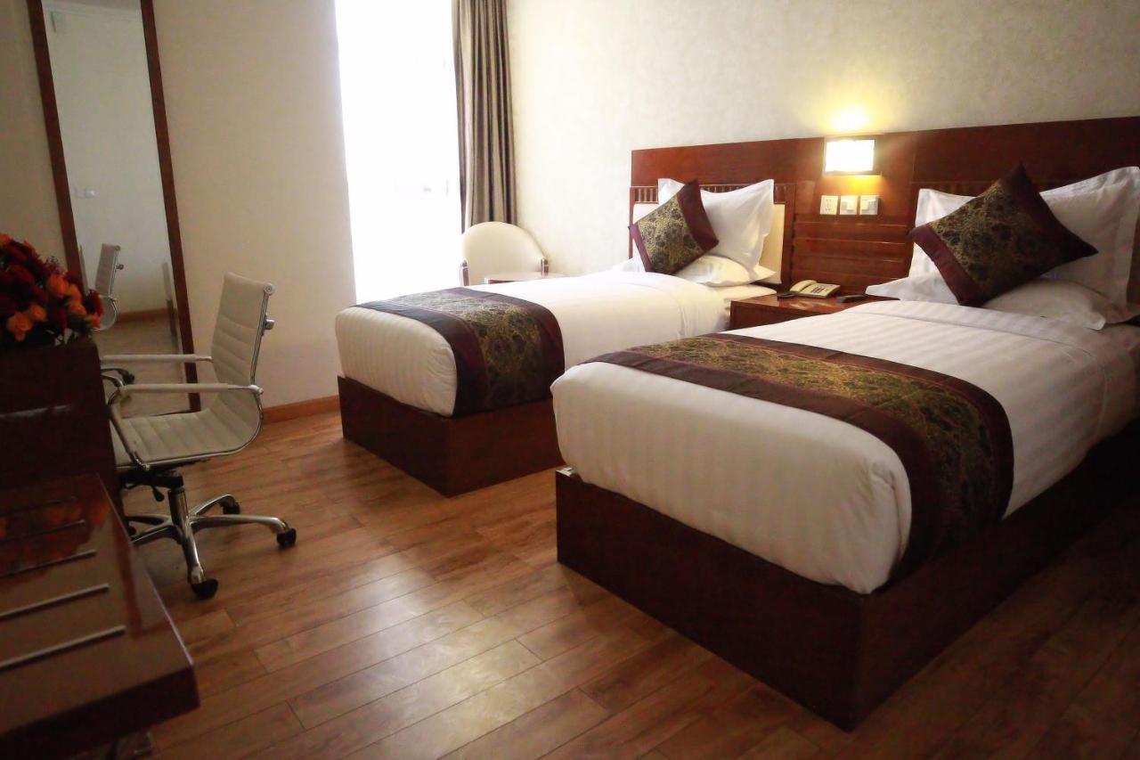 Marcen Addis Hotel Kültér fotó