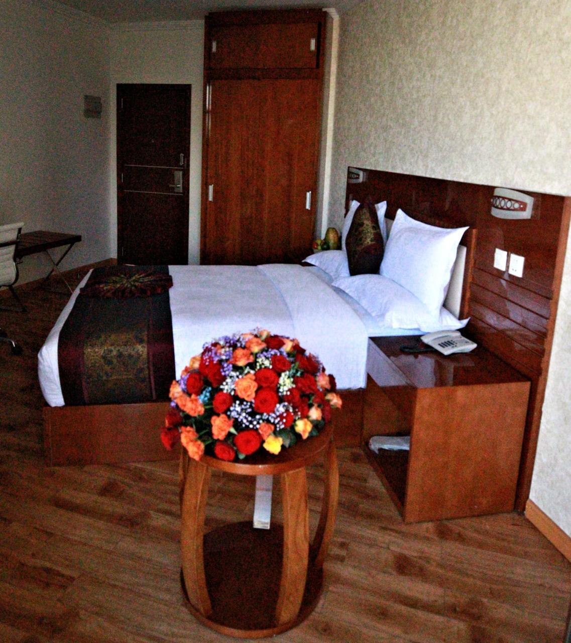 Marcen Addis Hotel Kültér fotó