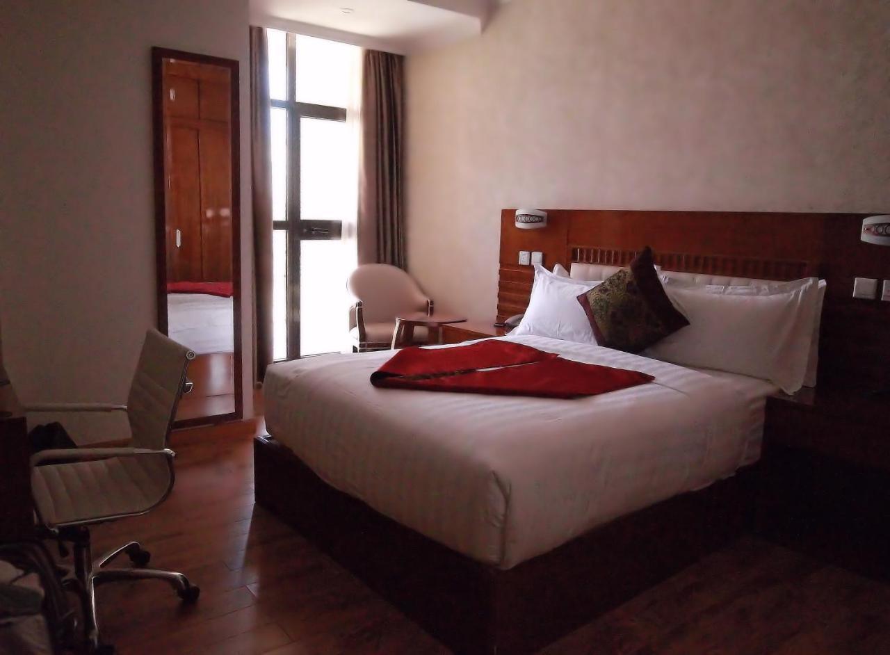 Marcen Addis Hotel Kültér fotó